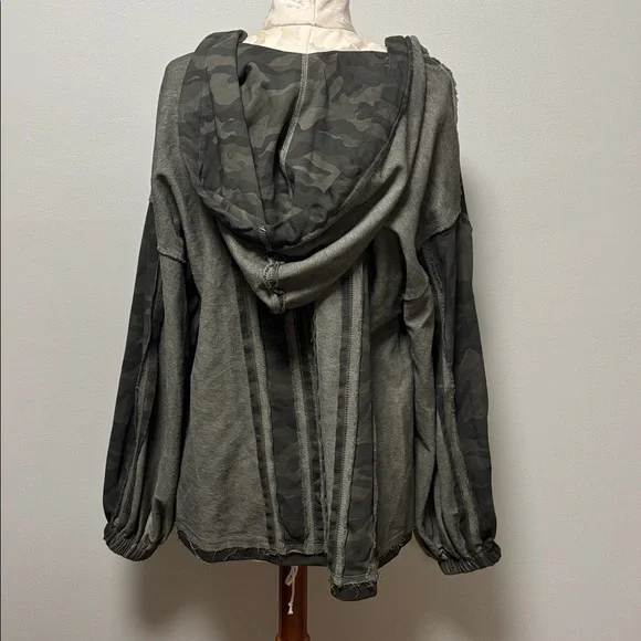 POL Camouflage Oversized Hoodie - Picture 4 of 8